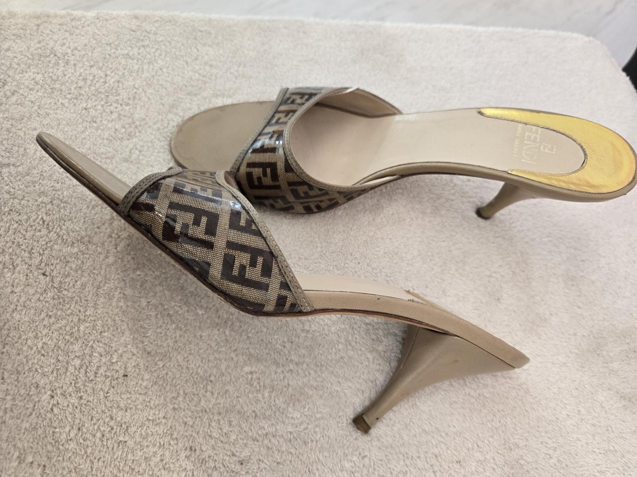 정품 > 펜디 슬리퍼힐