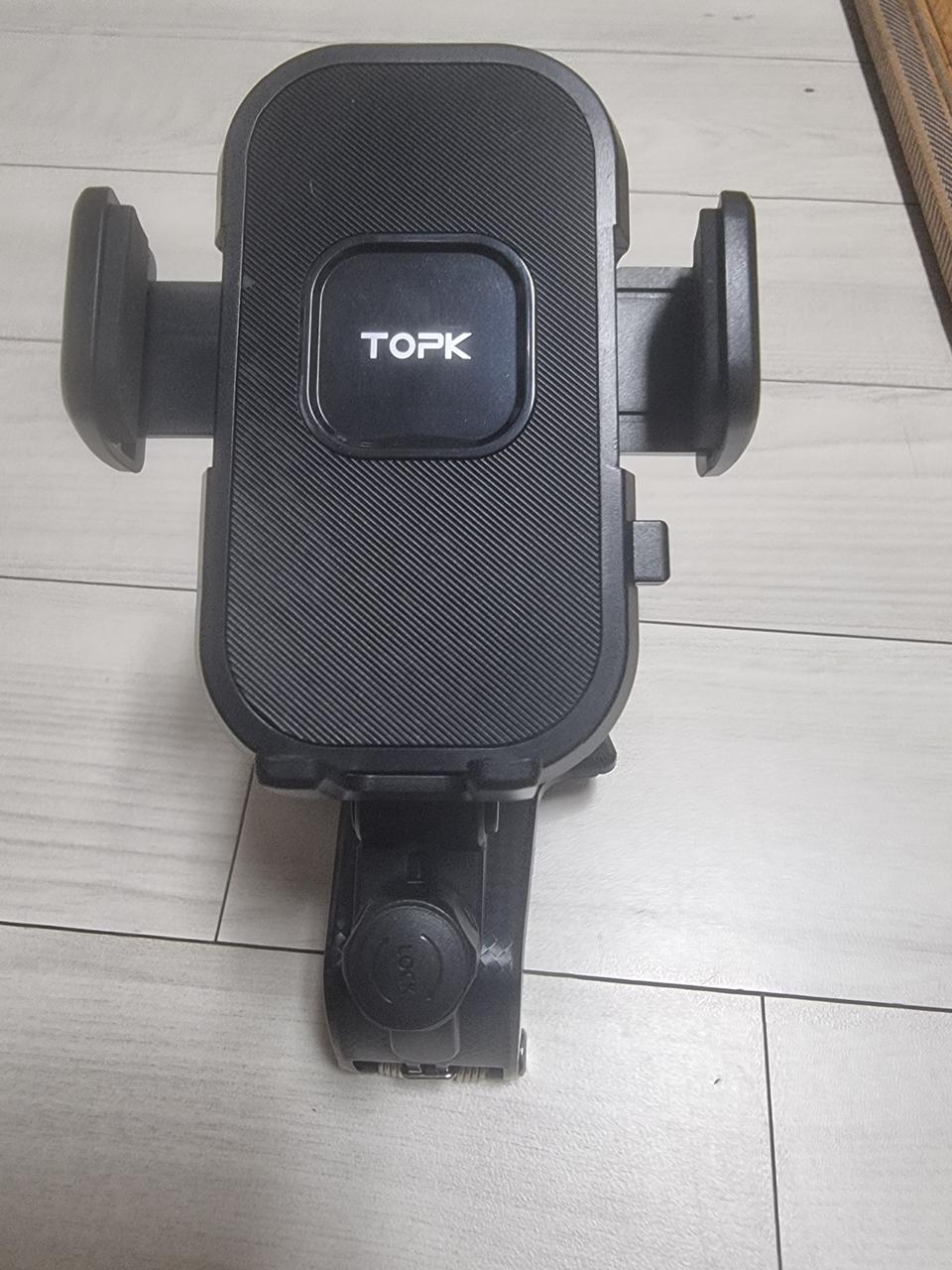 새제품 차량용 핸드폰 거치대