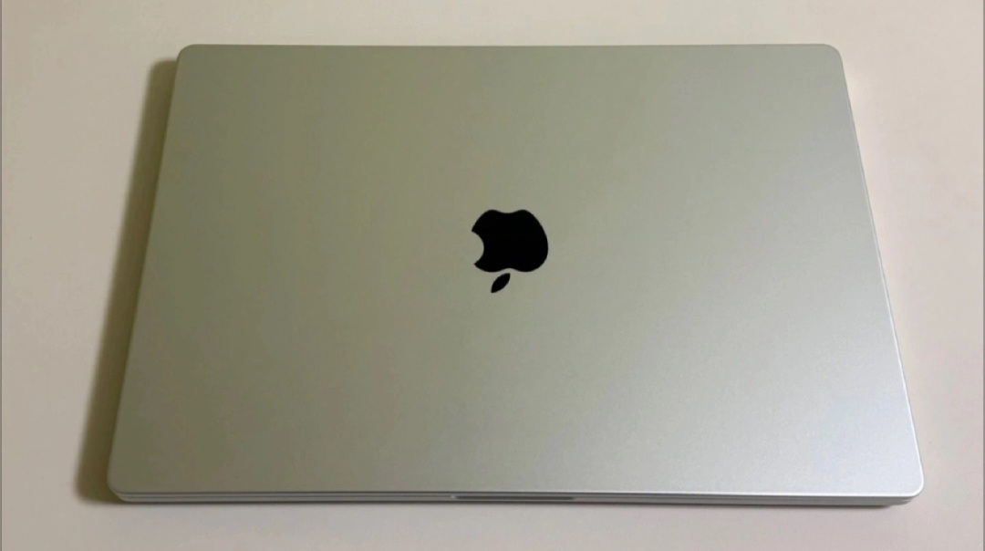 맥북 프로 m4pro 16인치 실버 상태s급