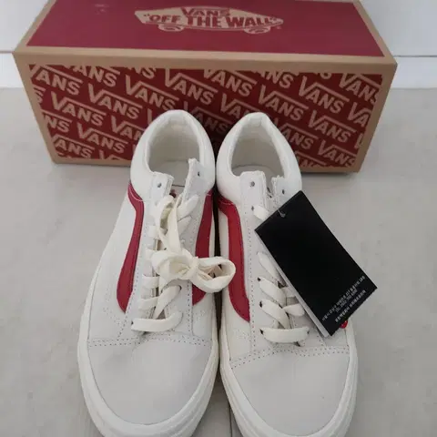 반스 스니커즈 230사이즈 새제품