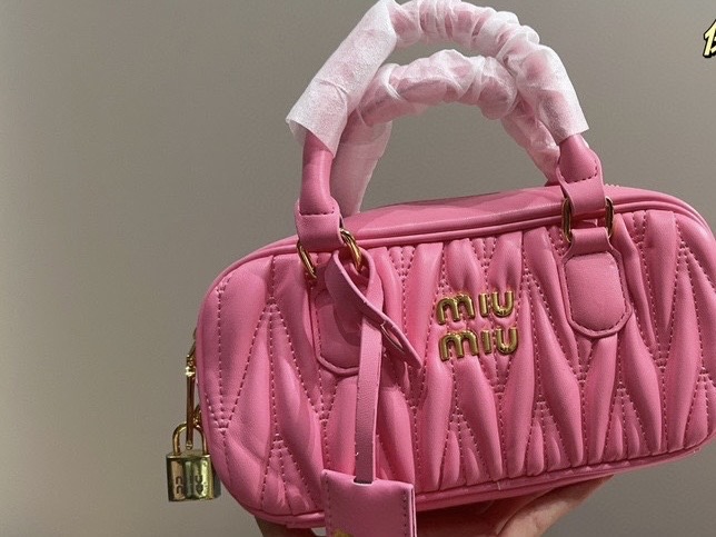 핑크바게트미우크로스백