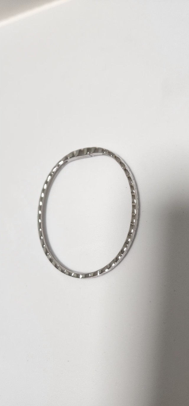 18k 화이트골드 뱅글팔찌