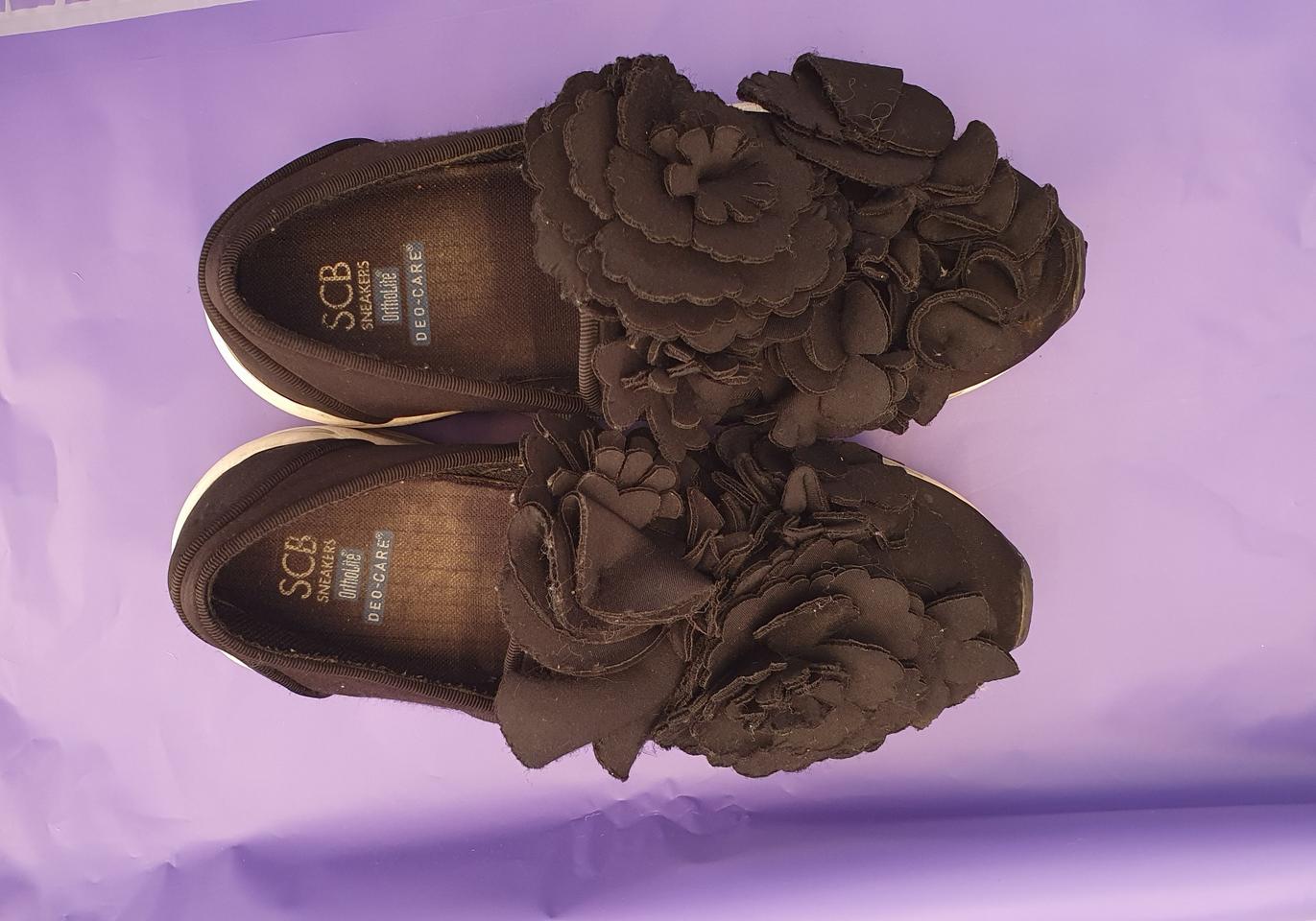 슈콤마보니슈즈225사이즈