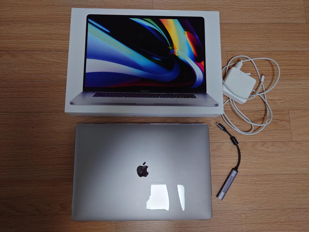 맥북프로 16인치 2019 팝니다