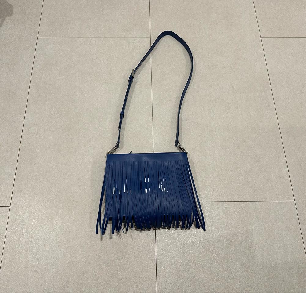 럭키슈에뜨 프린지디테일 크로스백