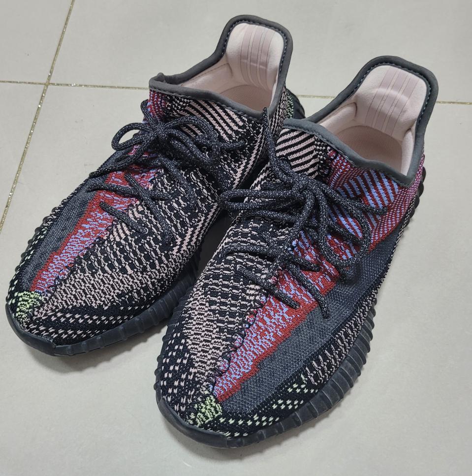 아디다스 이지부스트350 v2 예힐 275사이즈 상태좋은 중고 16만원