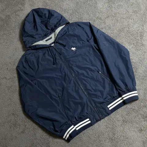 아베크롬비 네이비 바람막이