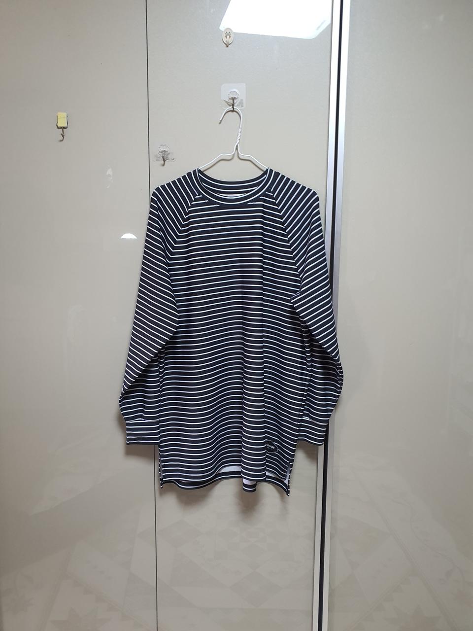 아키클래식 루즈핏 래쉬맨투맨(m표기, 95~100)⭐3