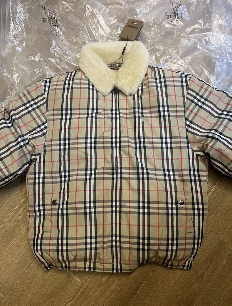 [XL] 슈프림 버버리 셔링 칼라 다운 퍼퍼 자켓 베이지