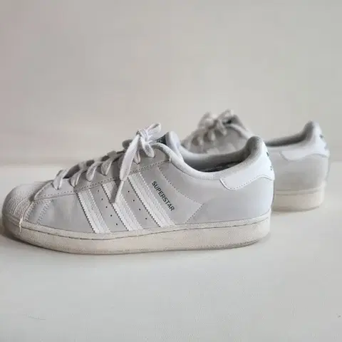 아디다스 슈퍼스타 280mm