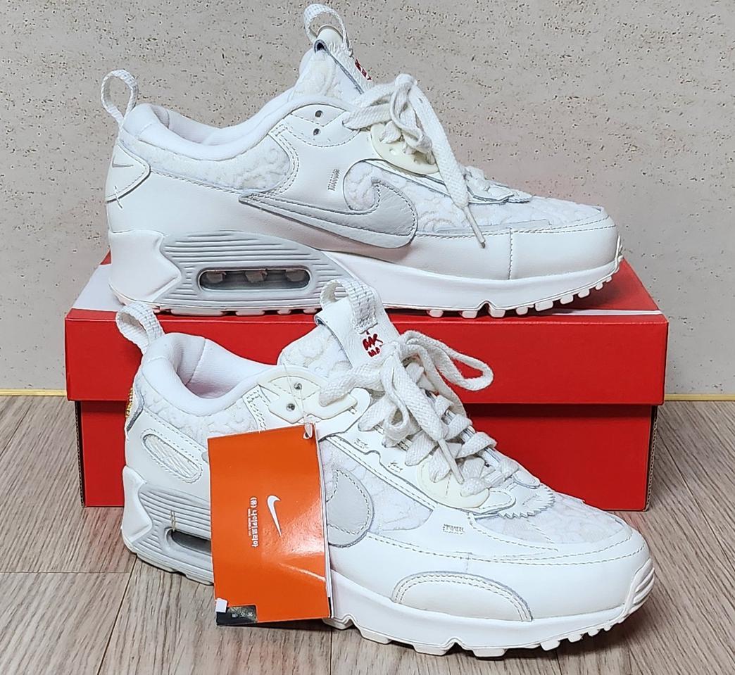 Nike Air Max 90 Futura 245