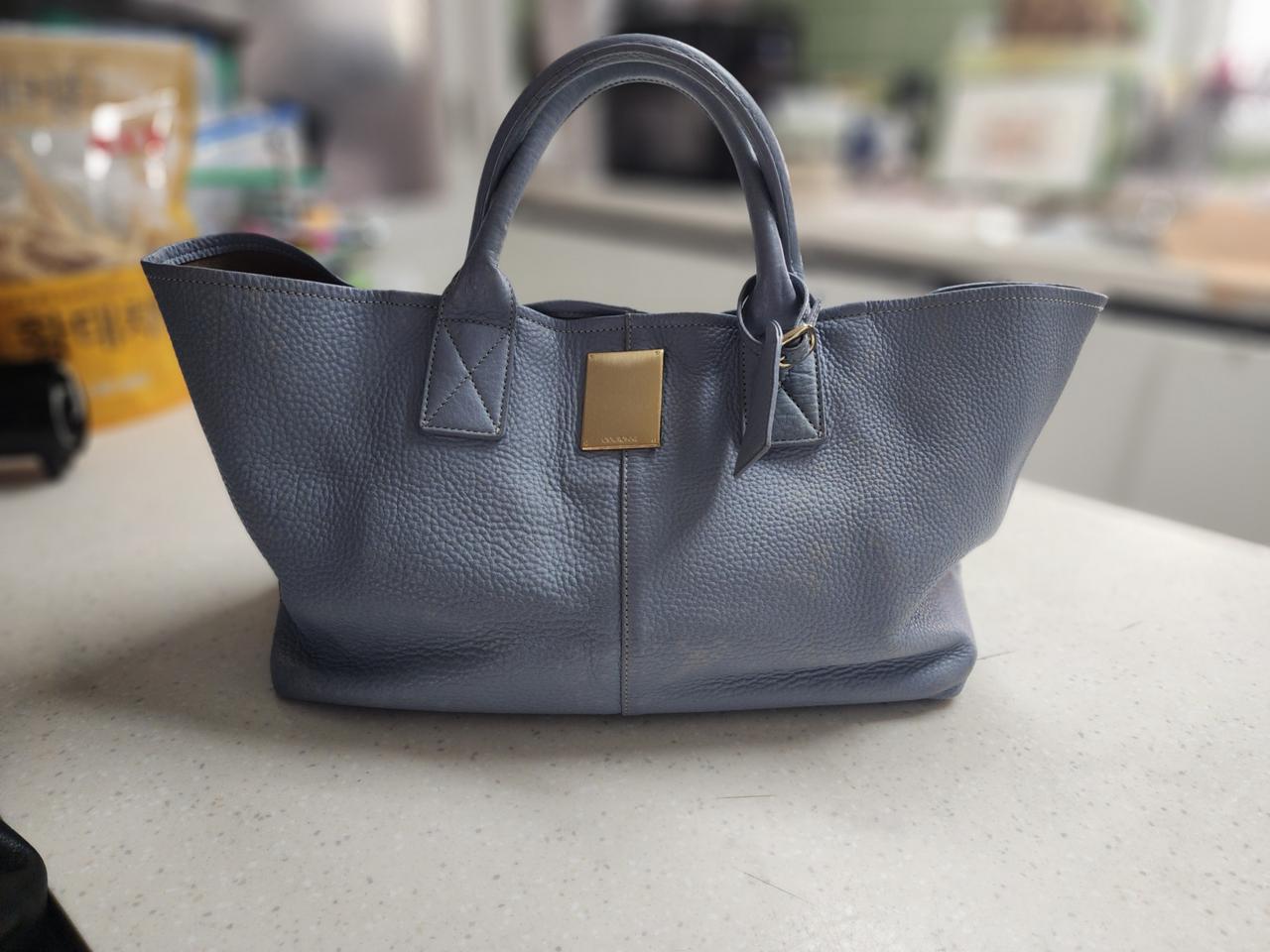 쿠론 가죽 토트백 라이트블루