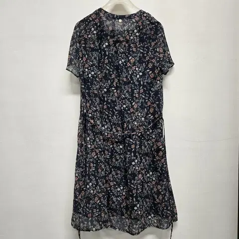 써스데이아일랜드 쉬폰 플라워 원피스