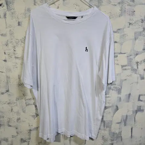 헤지스 라운드 반팔티 105