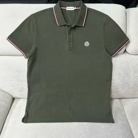 몽클레어 남성 반팔티95