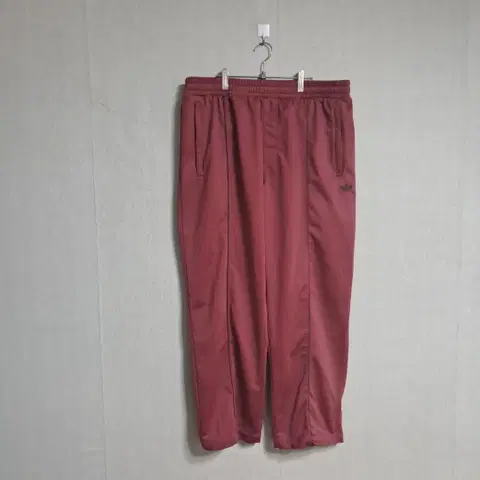 아디다스 버건디 오리지널 밴딩팬츠