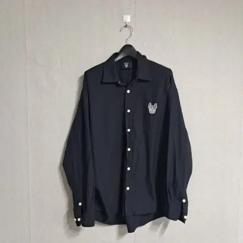 라이프워크 블랙 셔츠