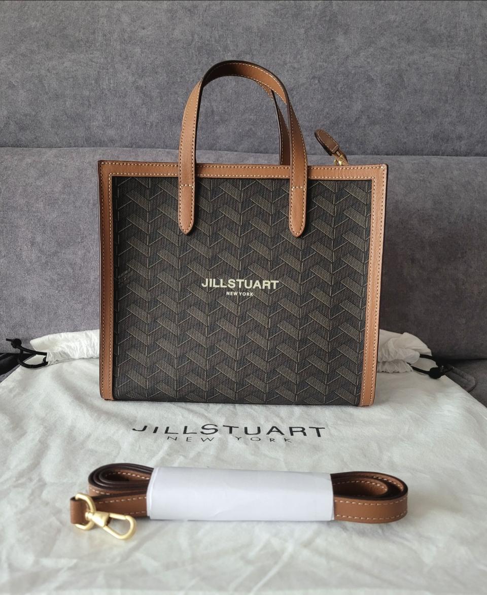 질스튜어트 로젤라칠링토드앤크로스