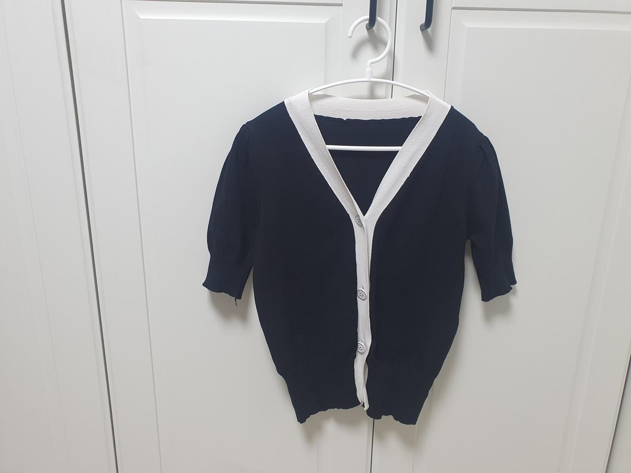 검정 반팔 가디건