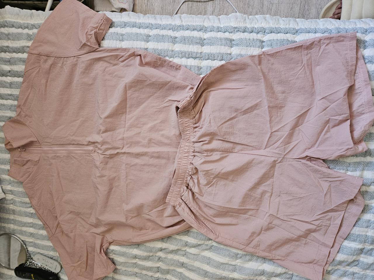 아노락티셔츠 ㆍ반바지