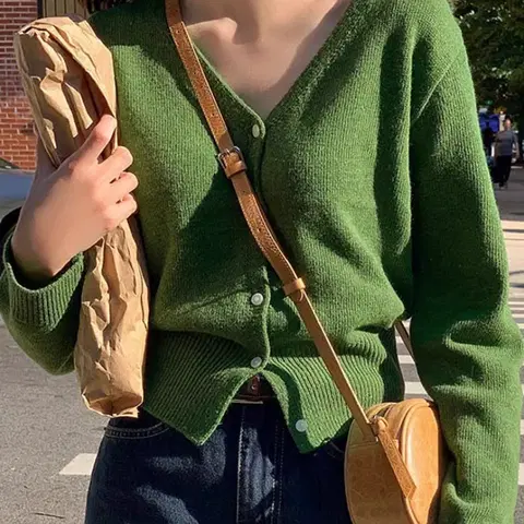 117. 모코블링 그로브이넥 버튼 가디건 그린/FREE