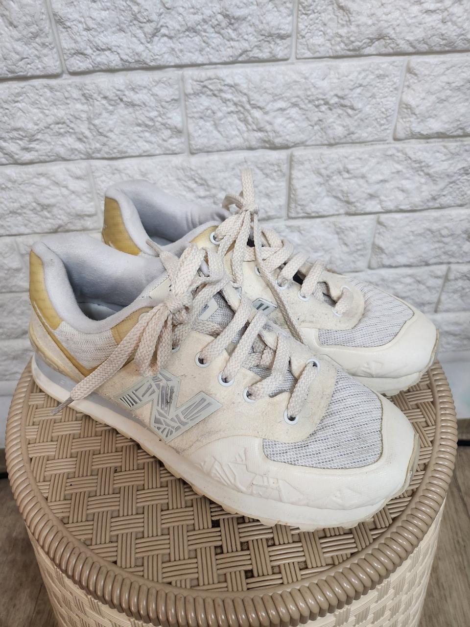 정품)뉴발란스 574XWH 운동화 240