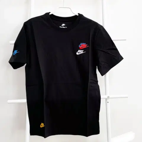 나이키 멀티 로고 반팔 블랙 새상품 S,M,L,XL