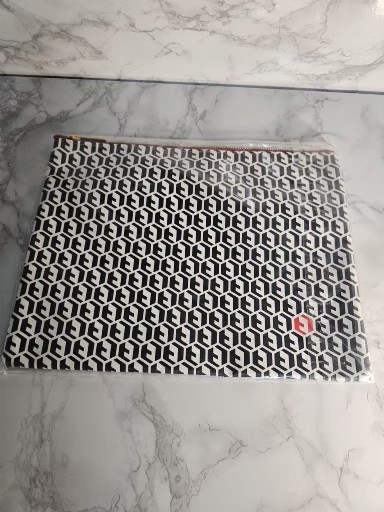 새상품- LF MALL 클러치백 ㅡ 방수