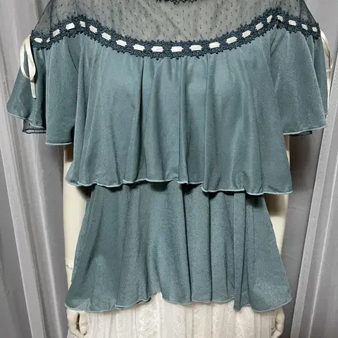 엑시즈팜 리본 레이스 블라우스