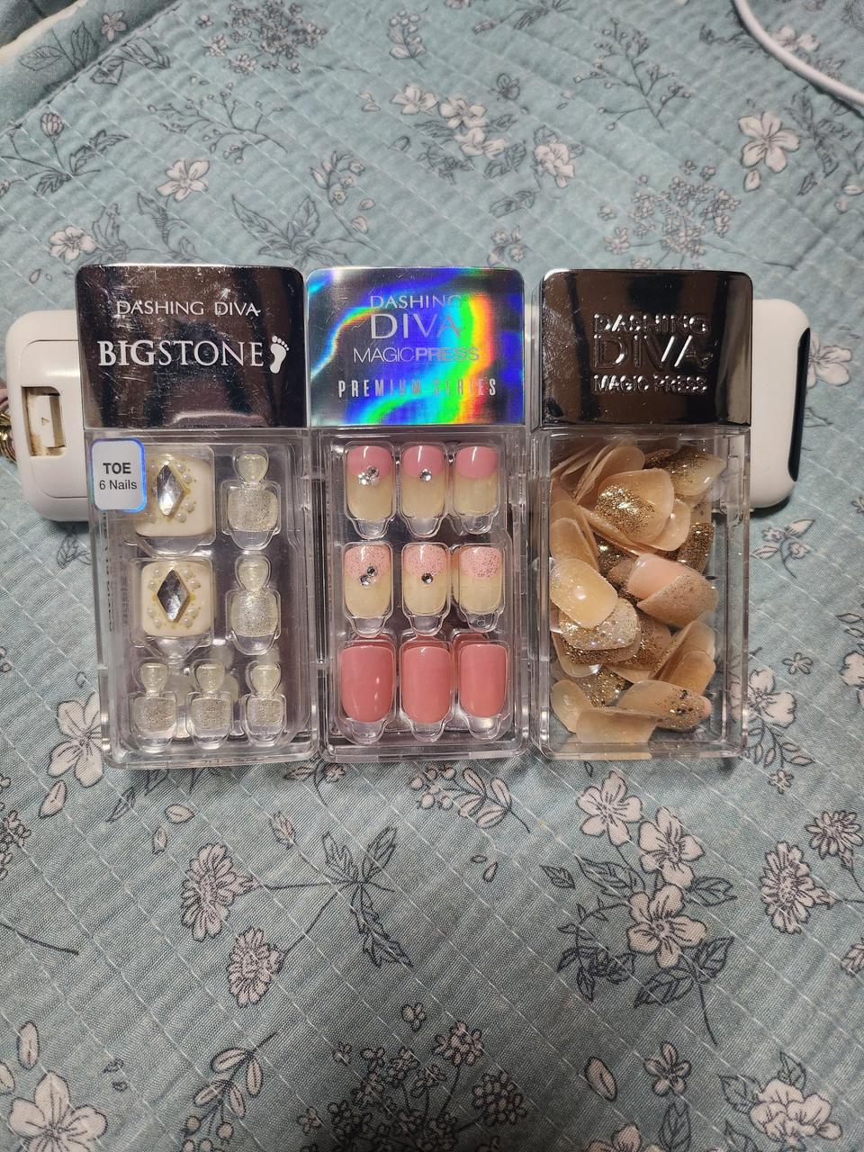 데싱디바 네일+페디+덤. 일괄 택포 만원