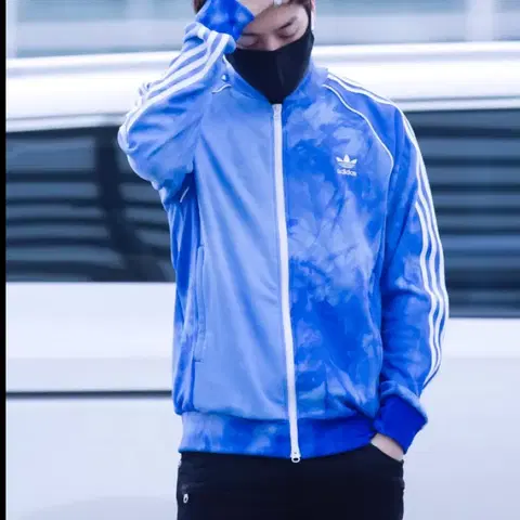 M)아디다스 파이어버드 HU HOLI SSTR 집업