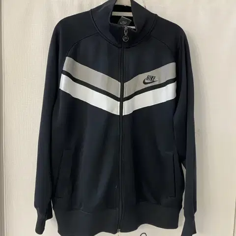 105)나이키 트랙탑 져지0