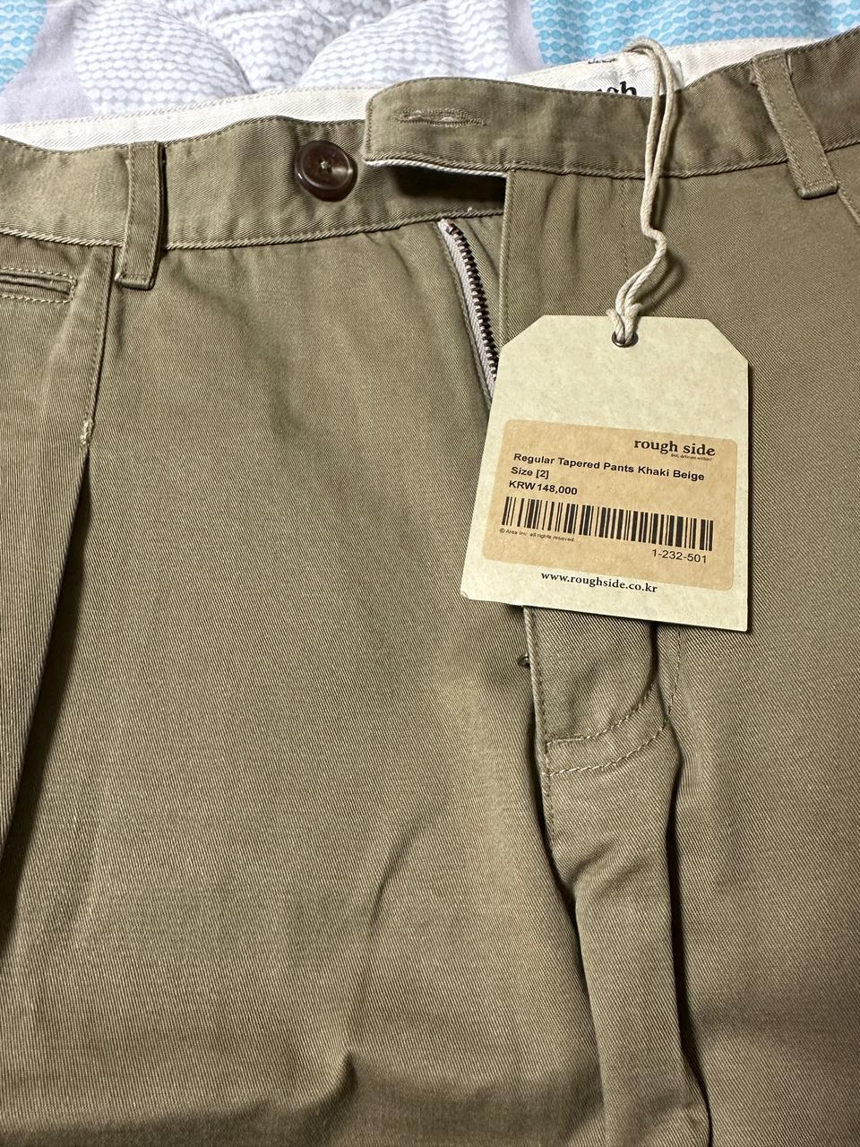 새상품) 러프사이드 테이퍼드 팬츠 카키베이지 팝니다.