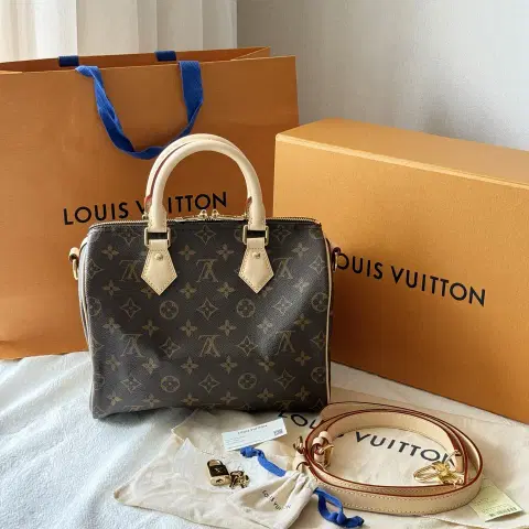 (미착용새상품)루이비통 스피디 반둘리에 25