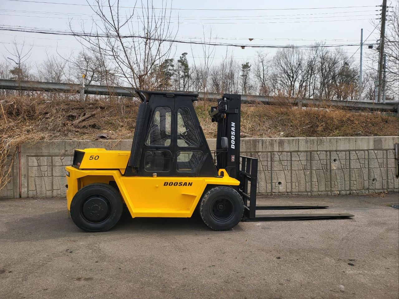 (중고지게차) 두산 LD50 (무) 디젤 5톤 지게차