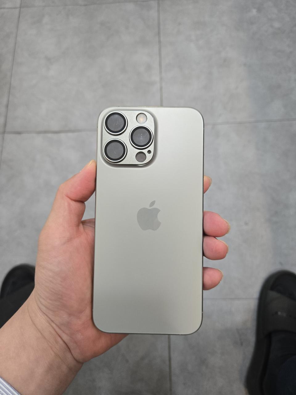 아이폰15 프로맥스 1테라 내추럴 새폰급 자급제