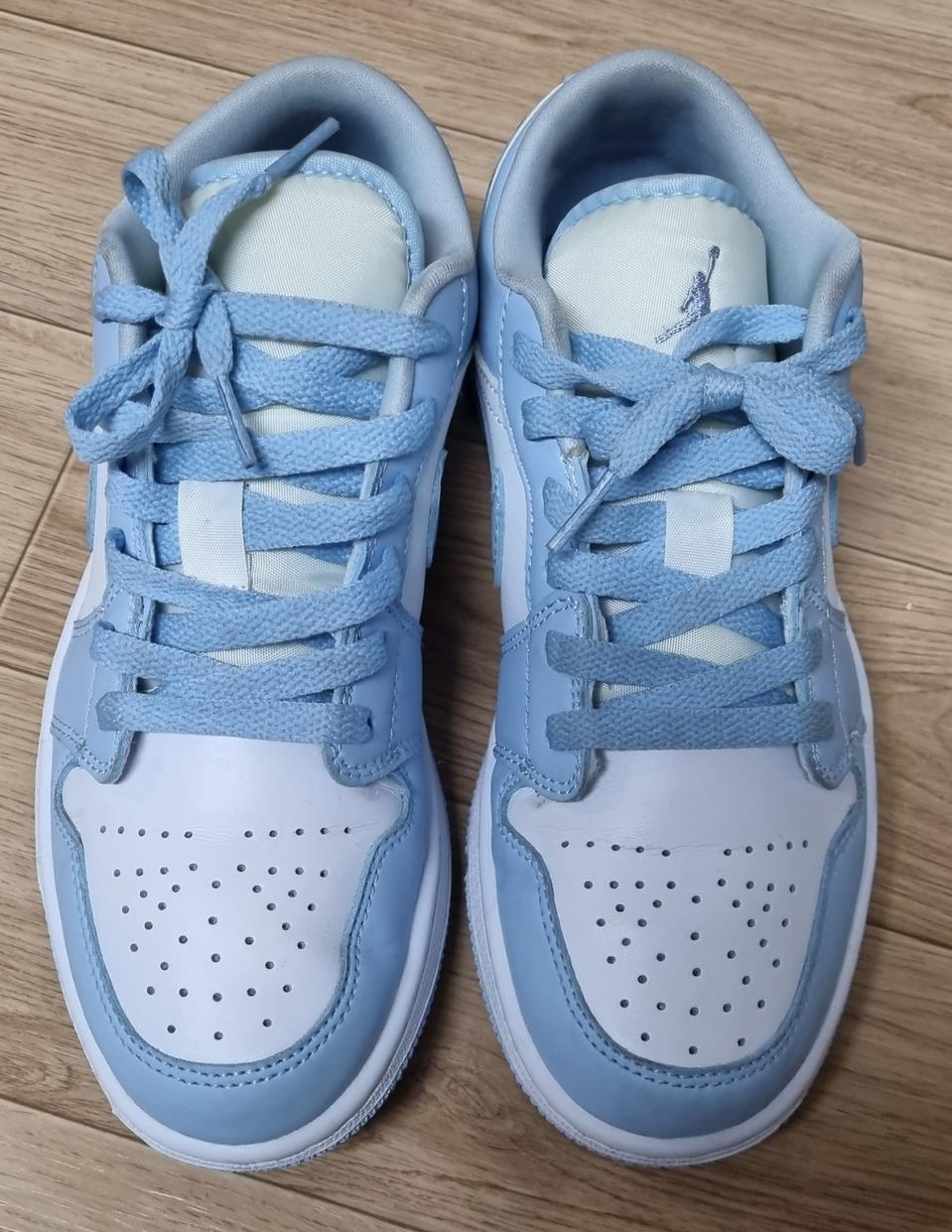 나이키 에어 조던 1 로우 우먼스 아이스 블루235