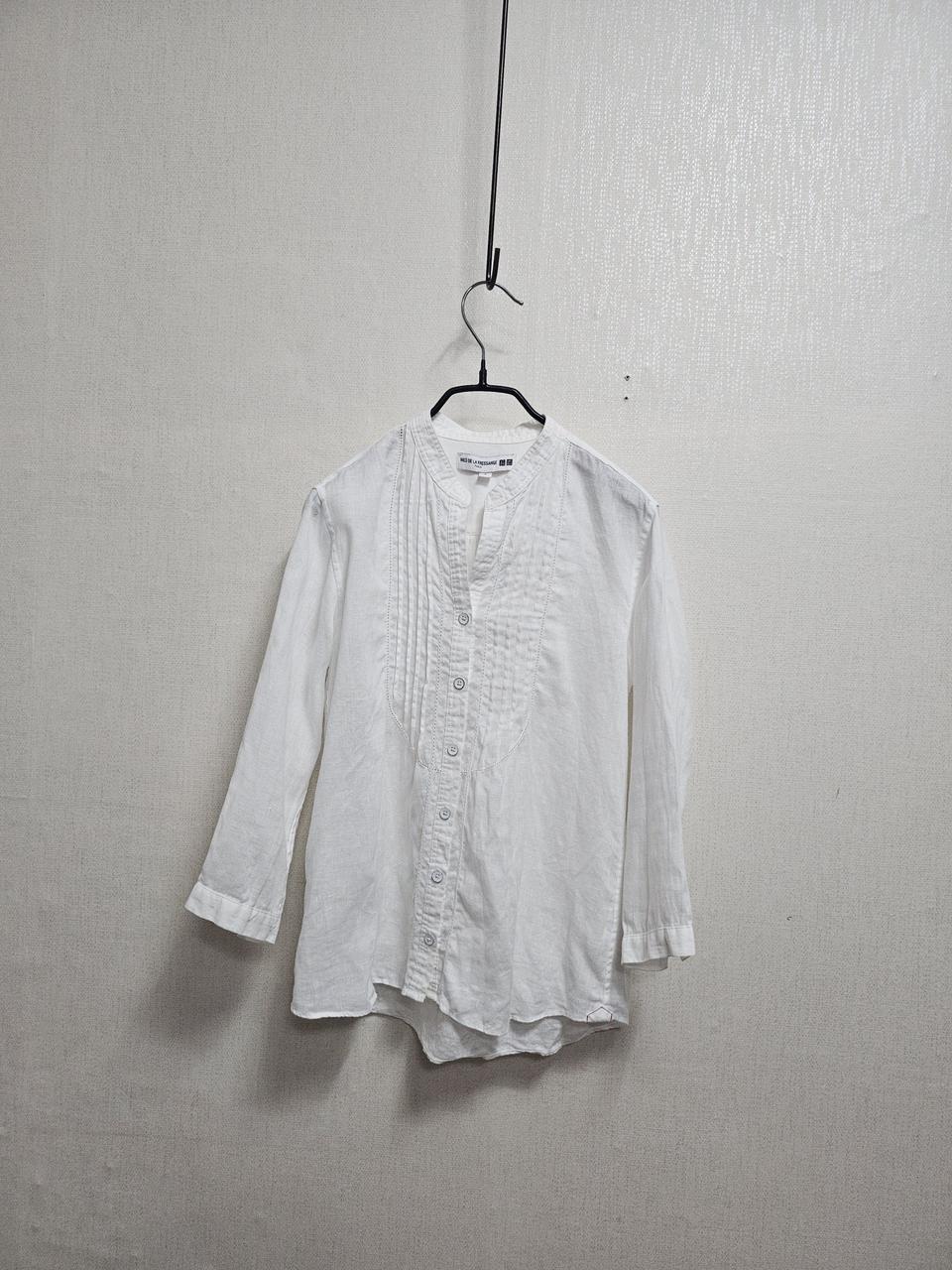 일본수입 유니클로  핀턱주름 화이트 린넨셔츠 55 100%퓨어린넨