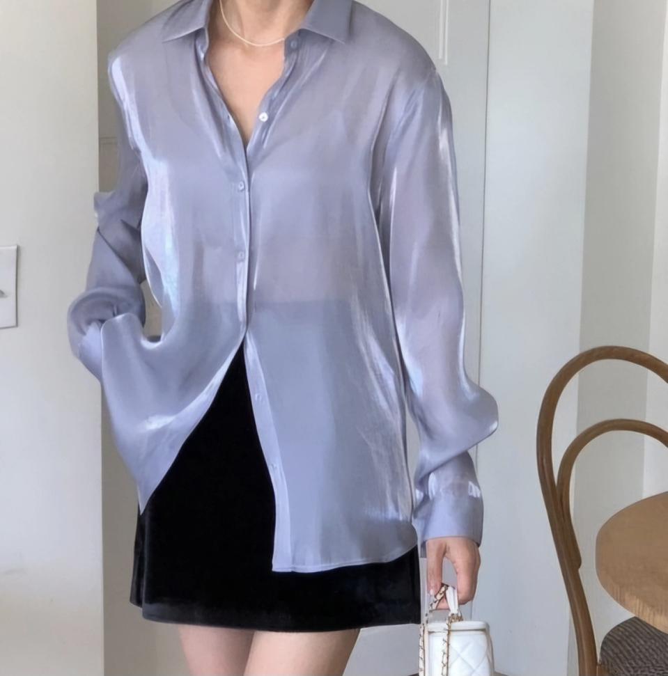 글로시 실크 블라우스 11am 파티수 서쿠키 칙스라벨 러브미우