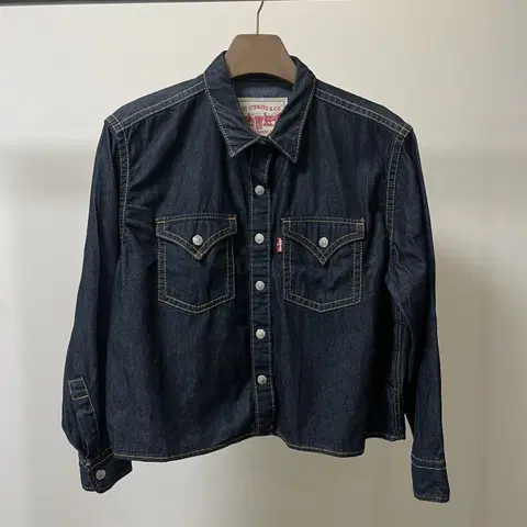 (S) Levis 리바이스 오버핏 투 포켓 데님 셔츠