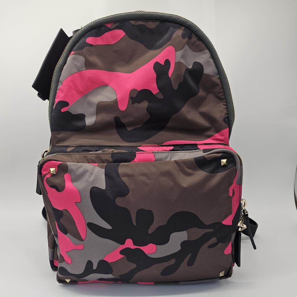 정품 발렌티노 카모 백팩