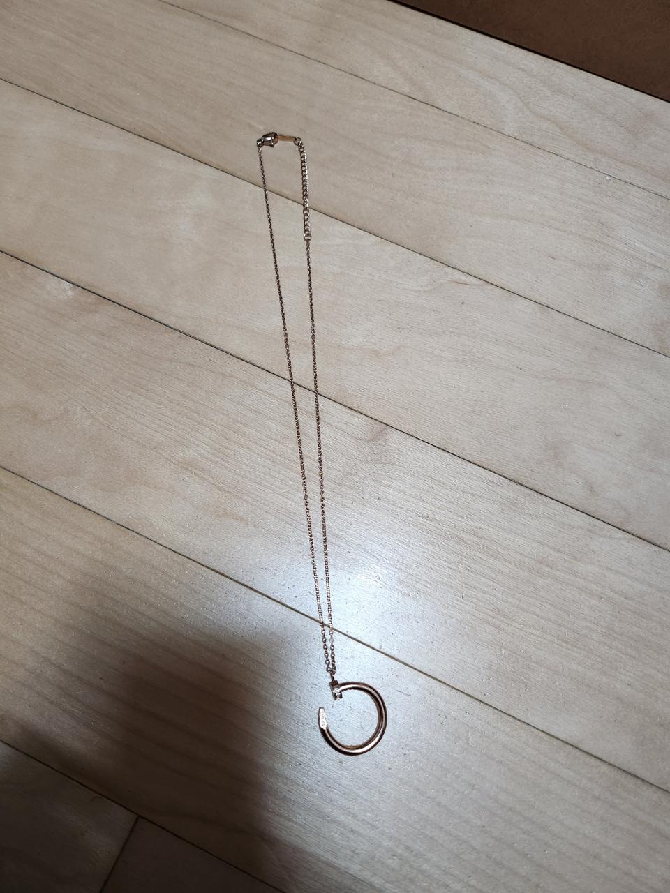 까르띠에 명품 못목걸이 써지컬 스틸 새제품