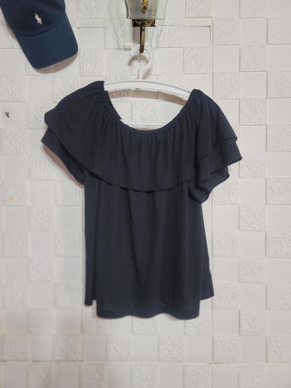 오프숄더 티셔츠