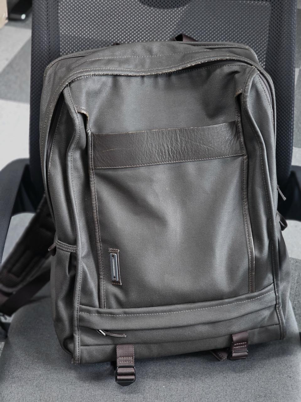 만다리나덕 백팩