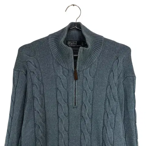 폴로 반집업 꽈베기 니트