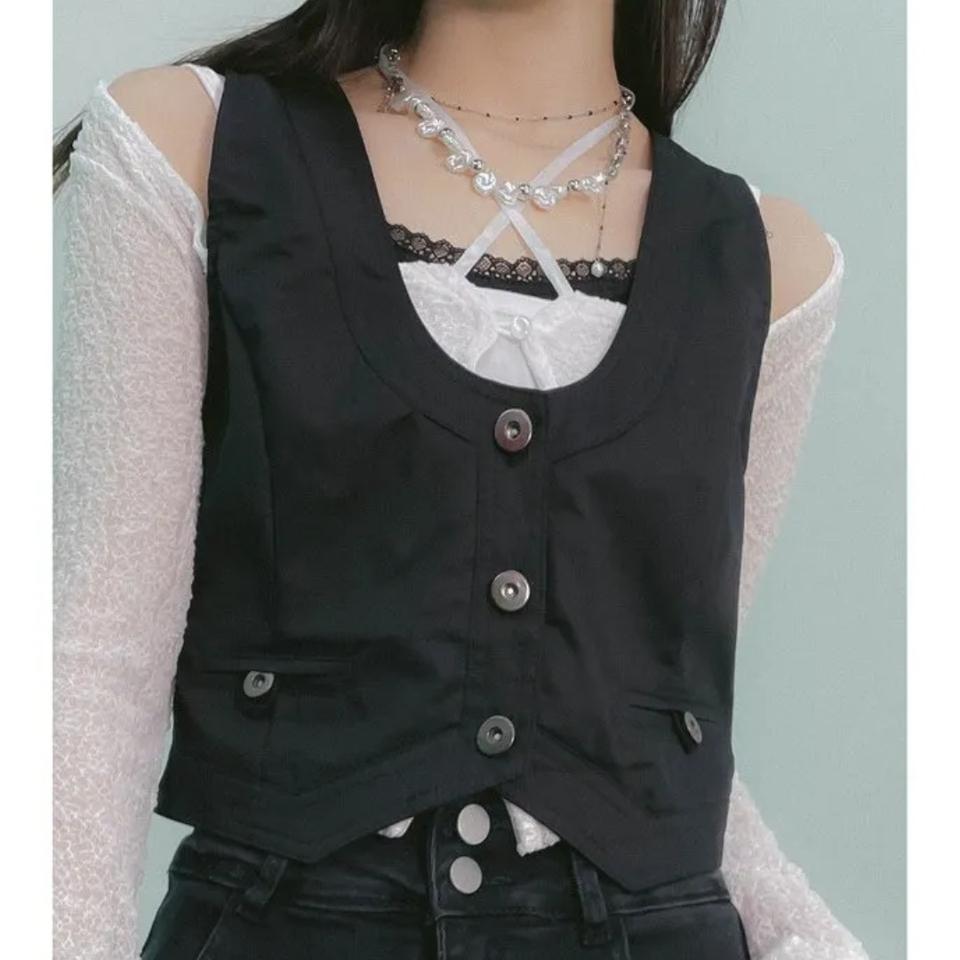 에이블리 바이너리원 크롭 베스트