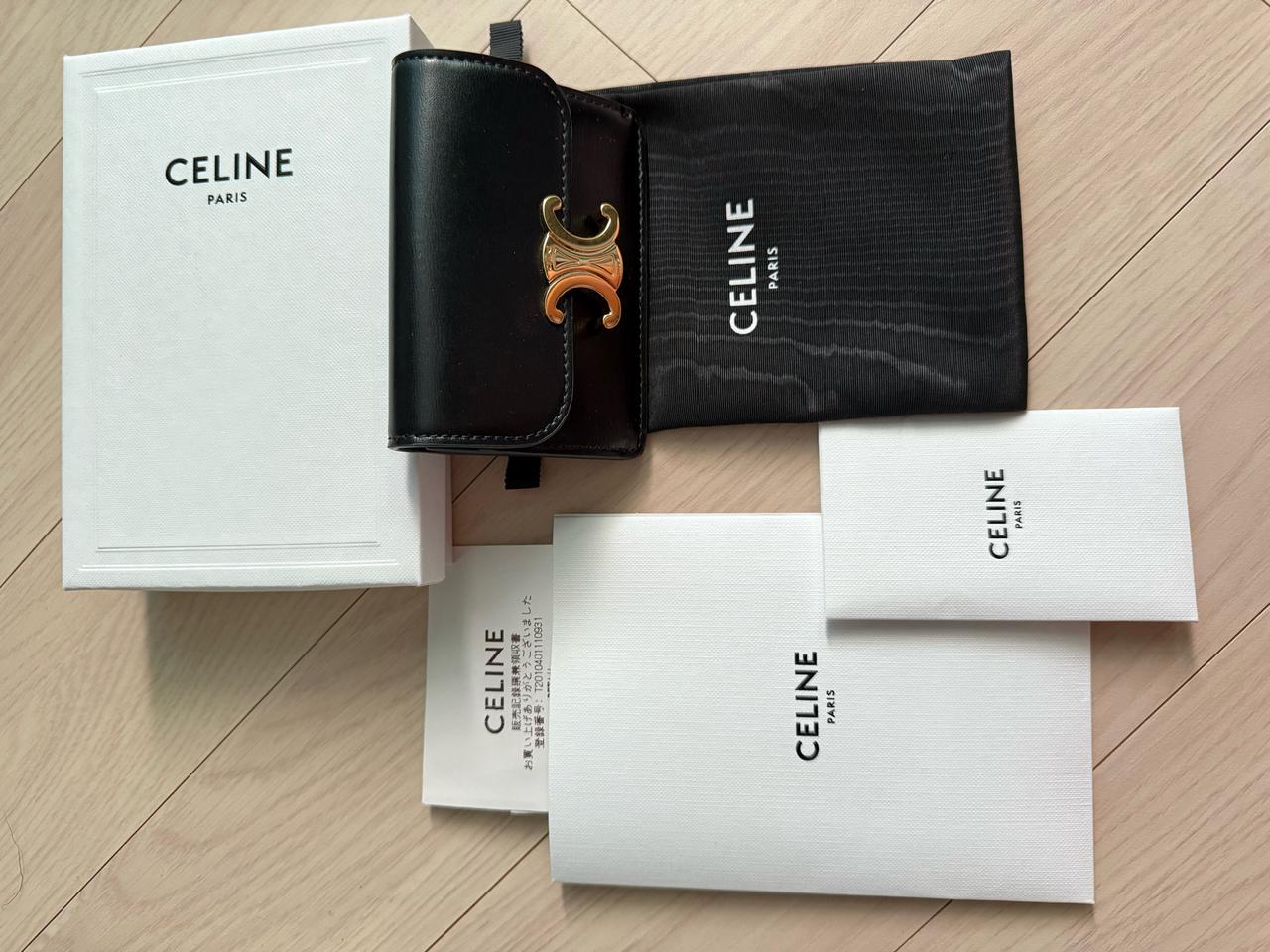 셀린느 트리옹프 카드지갑