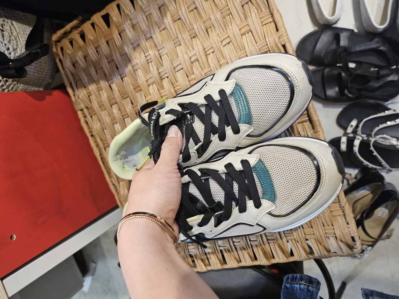 슈콤마보니 운동화