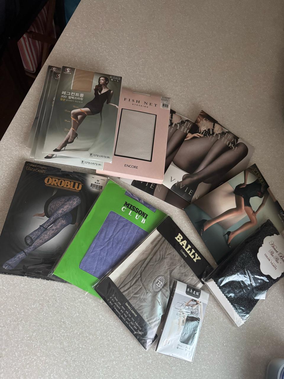 [새것]백화점 국산&수입 스타킹9종(발리판매완료)