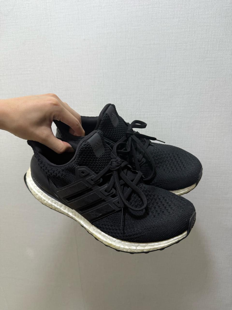 아디다스 울트라부스트 5.0 270